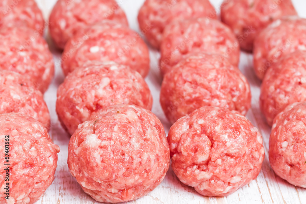 Raw meatballs Raw meatballs