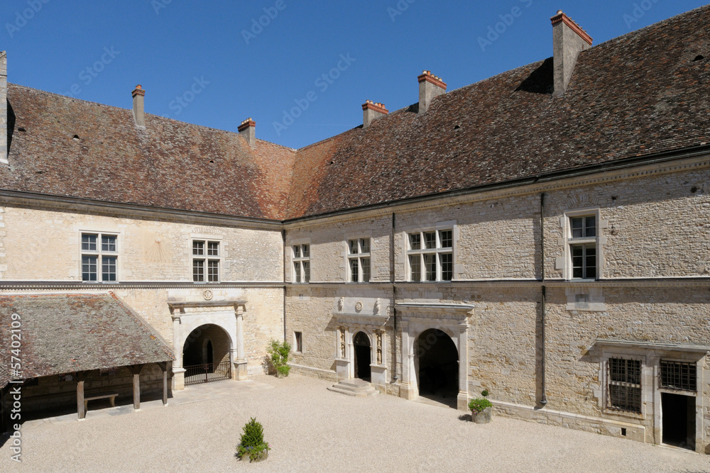 Cour intérieure du Château de Clos de Vougeot