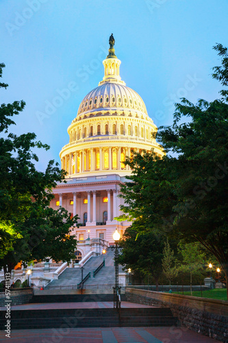 Obraz na płótnie United States Capitol building in Washington, DC w salonie