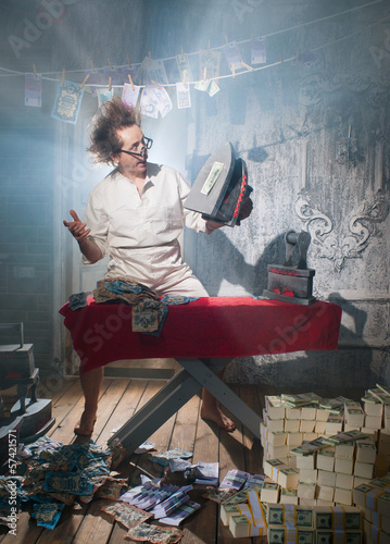 Fotografija Crazy counterfeiter