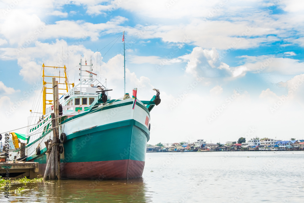Naklejka premium Fishing boat