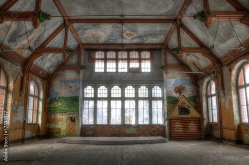 Abandoned hall in Beelitz