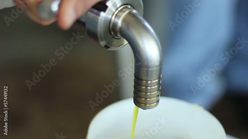 Olio di oliva produzione