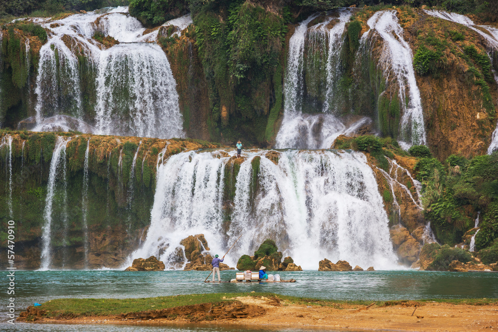 Obraz premium Waterfall in Vietnam