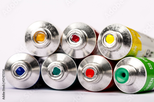colori e tubetti per pittura