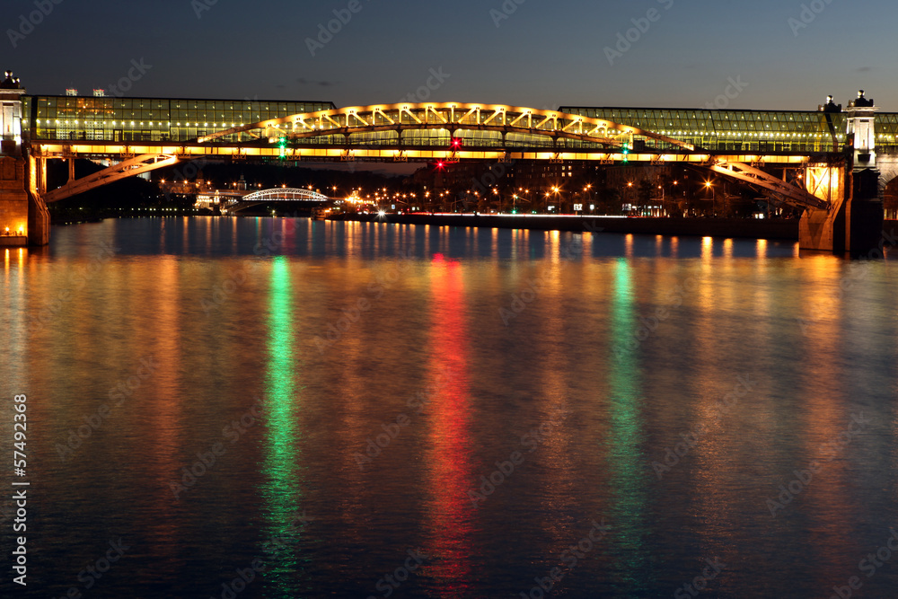 Andreyevsky (Pushkinsky) Bridge (left side) across Moskva River,