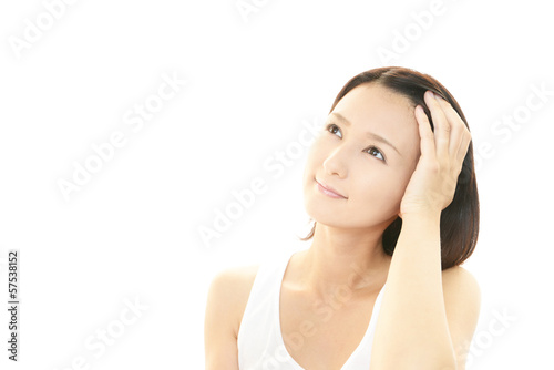 Wallpaper Mural 寛ぐ笑顔の女性 Torontodigital.ca