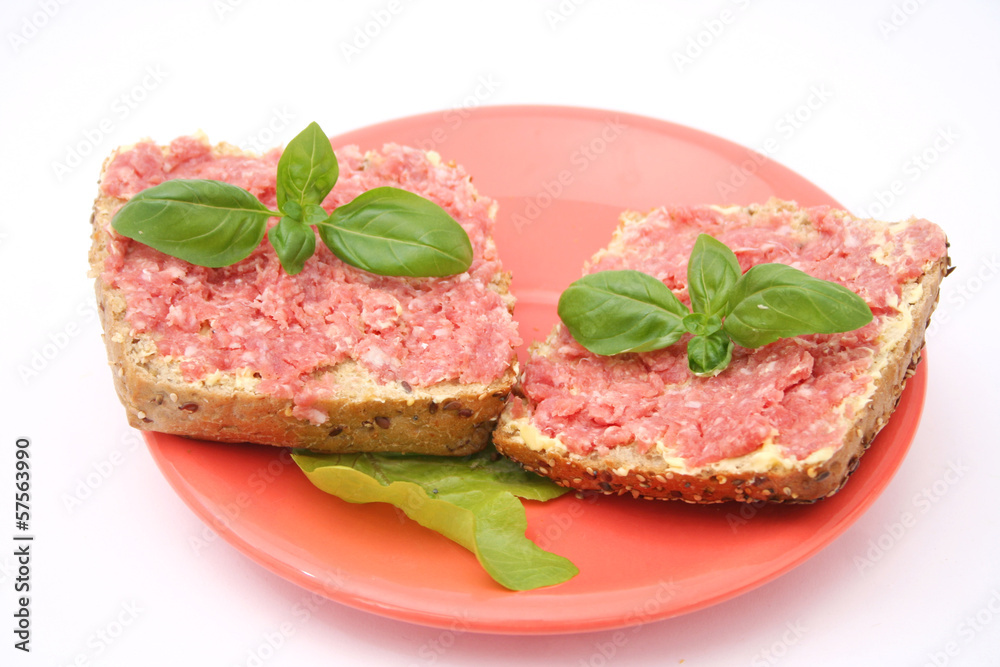 mettwurstbrötchen mettwurstbrötchen