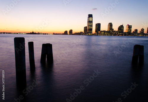 View of Jersey City from Battery park at sunset (Manhattan, New © drimafilm
