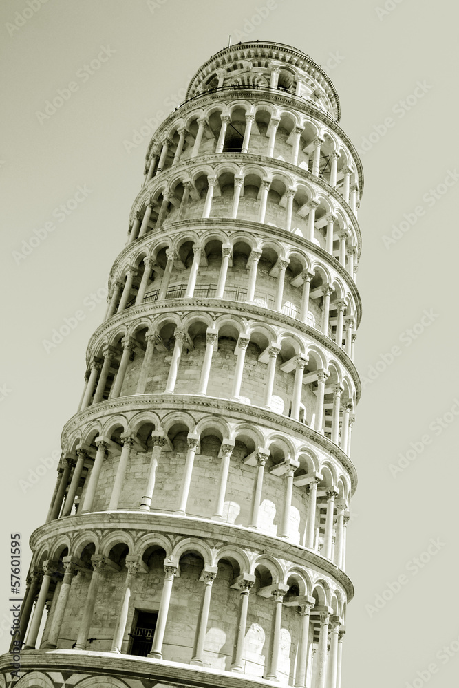 Interesting photo of the leaning tower of Pisa