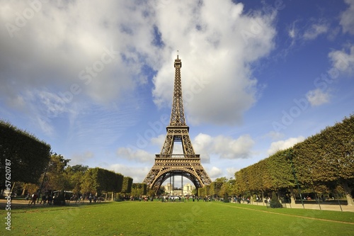 Eiffel Tower © yvon52