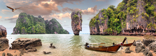 Papier peint photo Île Île de James Bond à Phang Nga  © dred2010