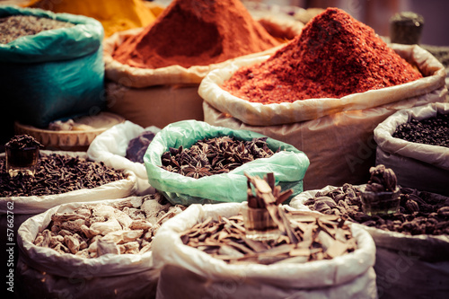 Fototapeta Naklejka Na Ścianę i Meble -  Traditional spices market in India.