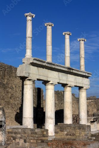 Pompei - Columns in the main square