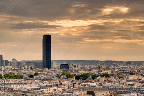 Photos Paris skyline with Maine-Montparnasse Tower at sunset