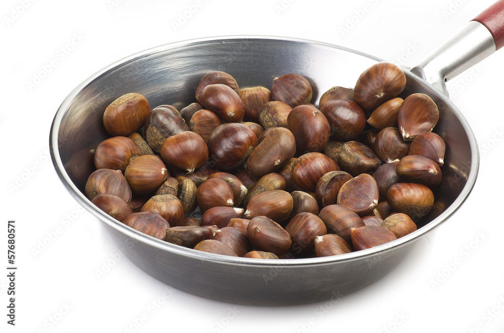 Obraz premium delicious group of chestnuts close up shoot