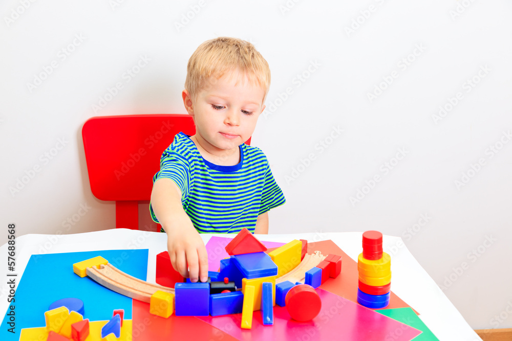 little boy playing with toys, early education little boy playing with toys, early education