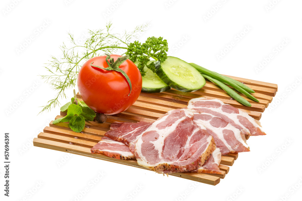 Bacon with vegetables