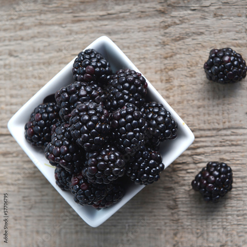 blackberry in bowl