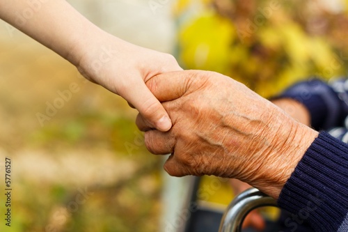 Handshake contrast