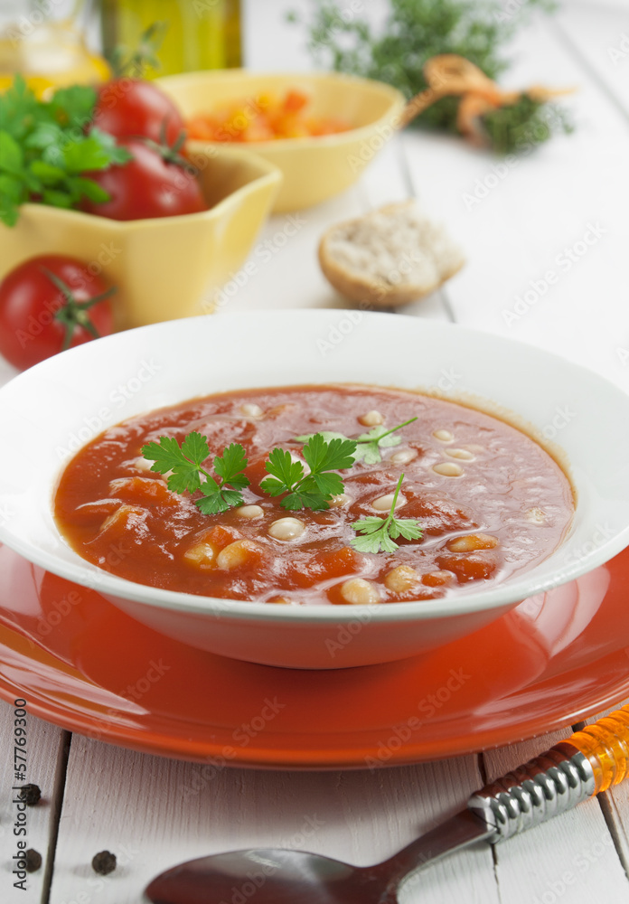 Tomato soup with white beans Tomato soup with white beans