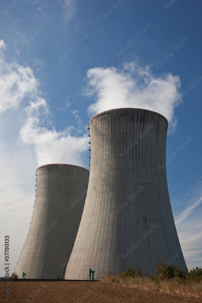 Powerplant chimneys