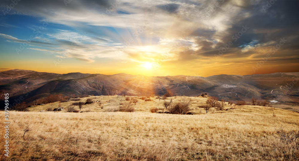 Fototapeta premium Sunrise in the mountains