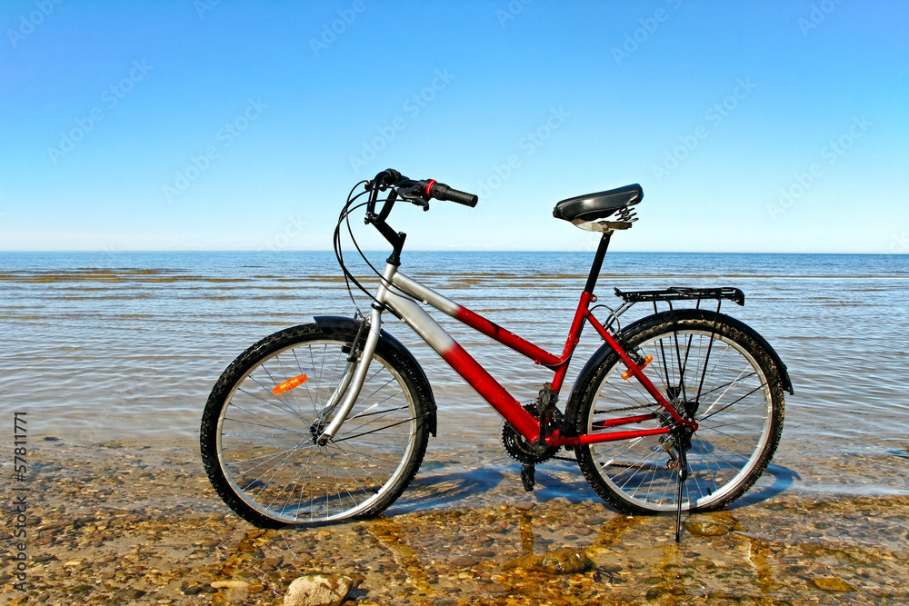 Fototapeta premium Bicycle on the beach.