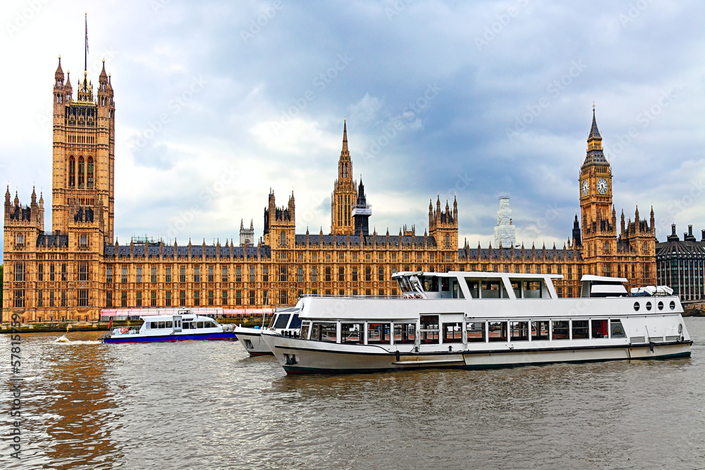 London.Houses of Parliament with Thames river