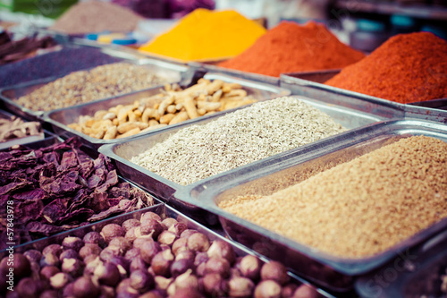 Fototapeta Naklejka Na Ścianę i Meble -  Traditional spices market in India.