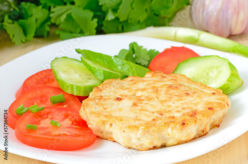 Chicken cutlet with vegetables