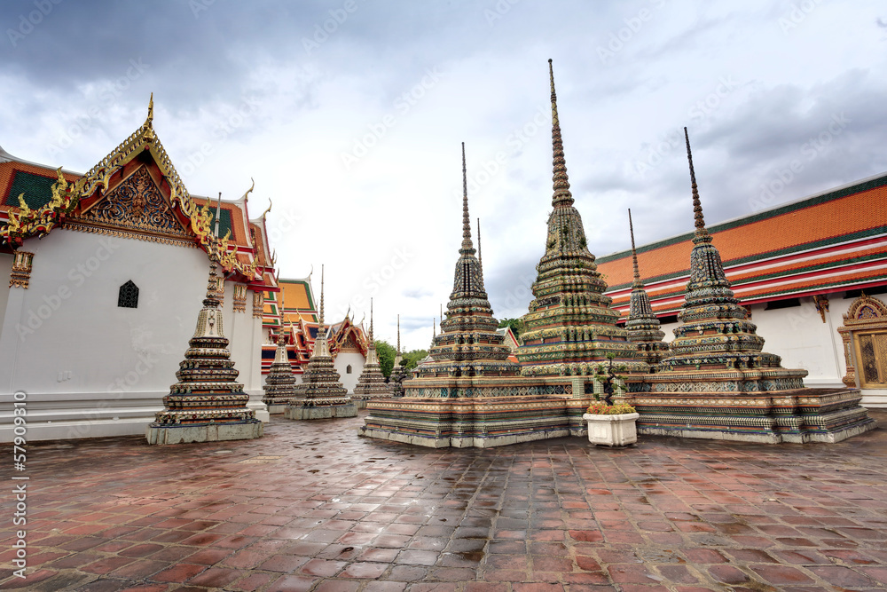 Fototapeta premium Wat Pho temple, Bangkok, Thailand