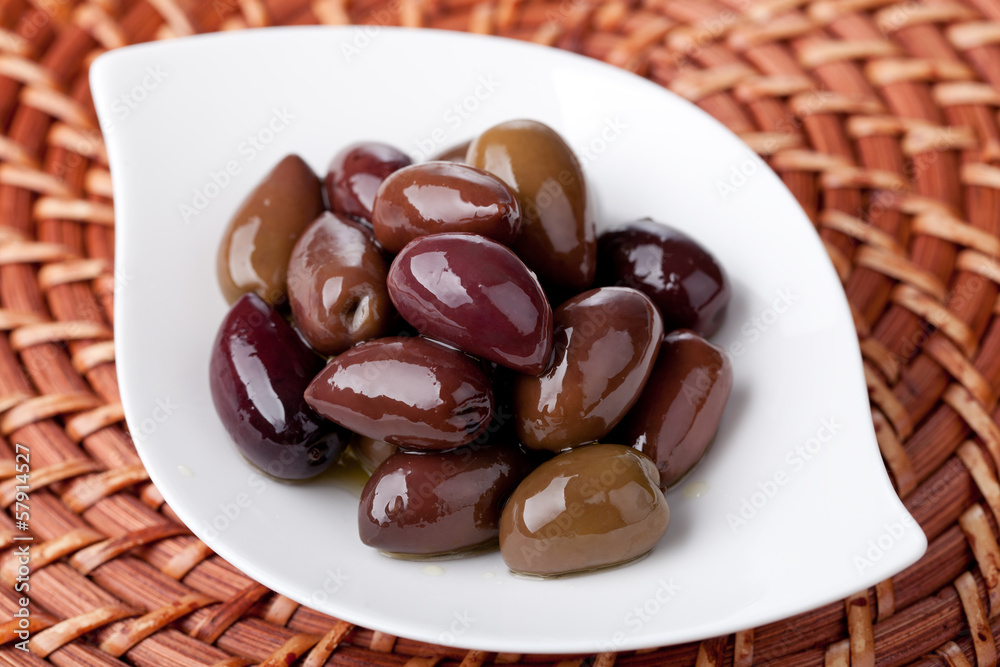 olives olives
