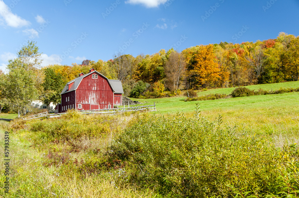 Obraz premium Hillside Barn