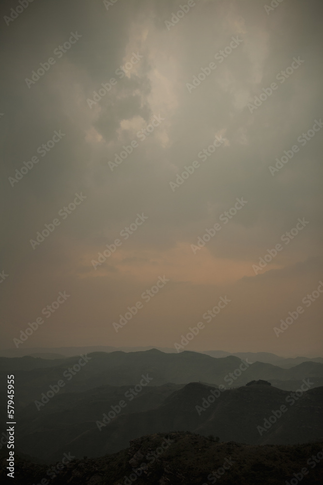 Fototapeta premium Landscape over the mountain range, Shanxi Province, China 