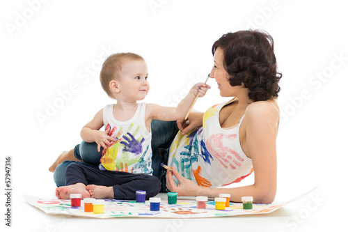 mother wih kid boy drawing ...