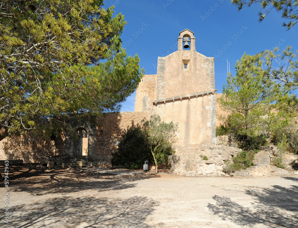 La terrasse du sanctuaire Notre-Dame de la Consolation à s'Alque