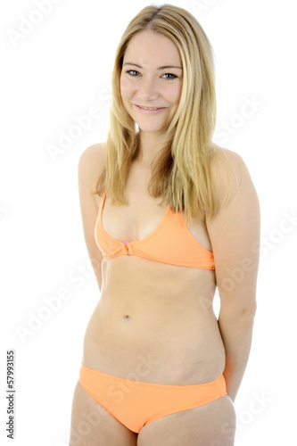Junge Frau in Bikini