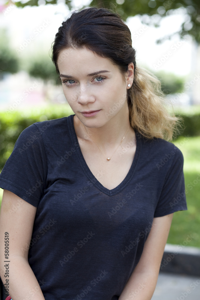 Attractive young woman Attractive young woman