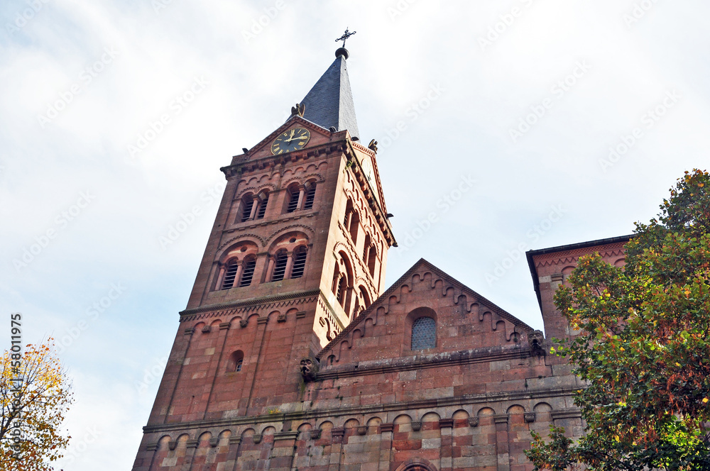 Fototapeta premium Alsazia, la Collegiata di Lautenbach