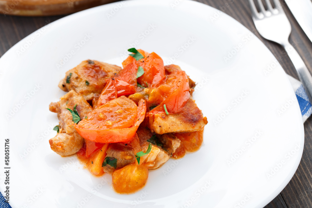 Fried pork with pan-roasted tomatoes Fried pork with pan-roasted tomatoes