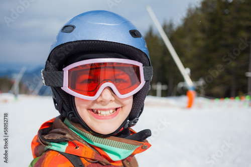 Girl on skis © Max Topchii