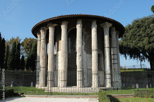 Tempio di Vesta (Tempel der Vesta, Temple of Vesta)
