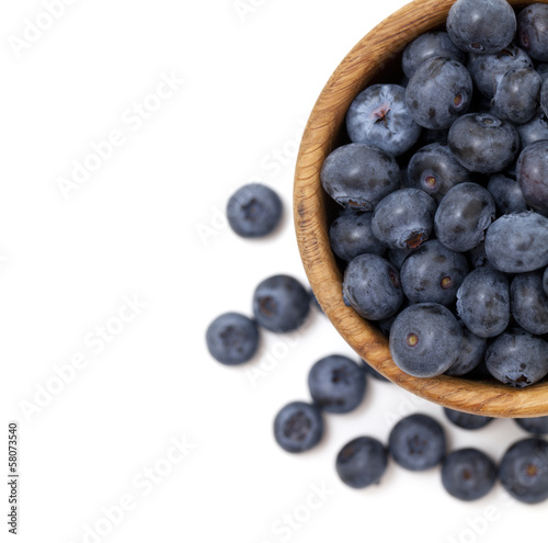blueberries in a wooden bowl