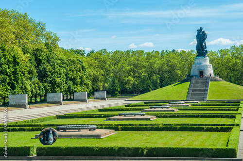 Soviet War Memorial photo