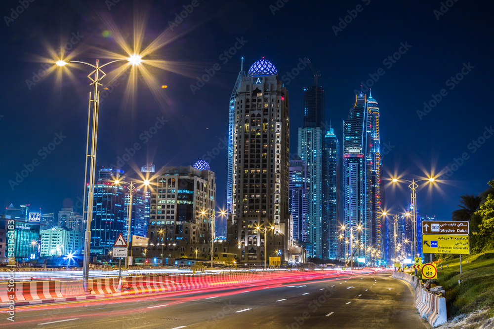 Fototapeta premium Dubai Marina cityscape, UAE