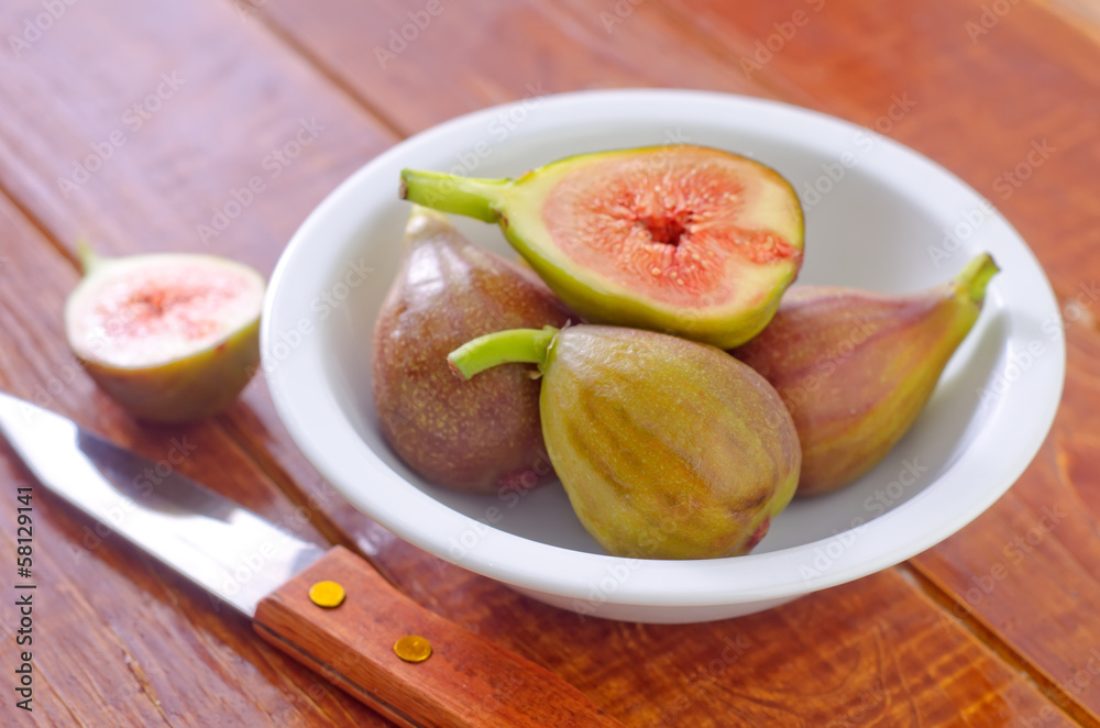 fresh figs