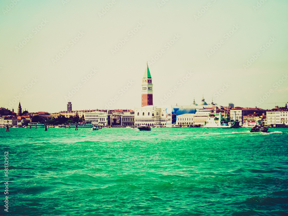 Venice retro look