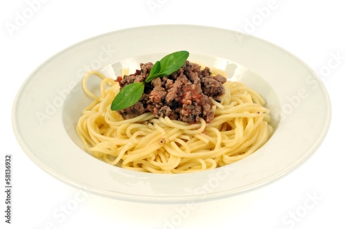 Assiette de spaghetti à la bolognaise