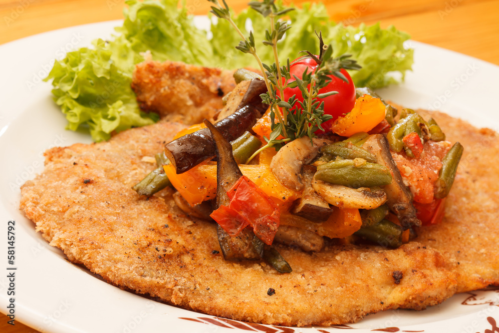 Schnitzel with vegetables
